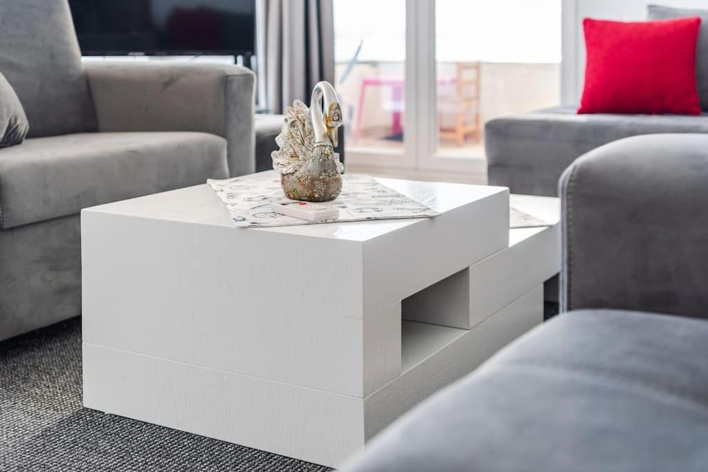 גולם Seaview Luxury Suite By Ps מראה חיצוני תמונה