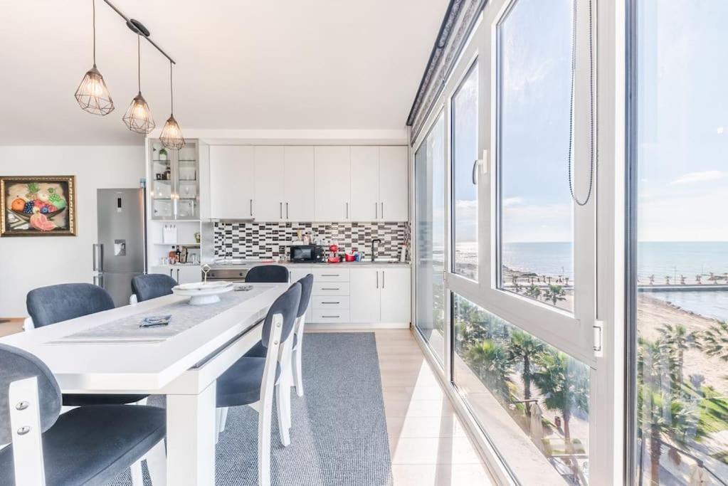 גולם Seaview Luxury Suite By Ps מראה חיצוני תמונה